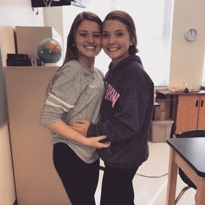 Meet your Posher, Haylie