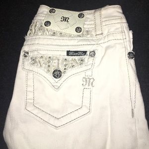 White Capri miss me jeans