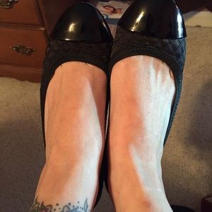 Black ballet flats worn once