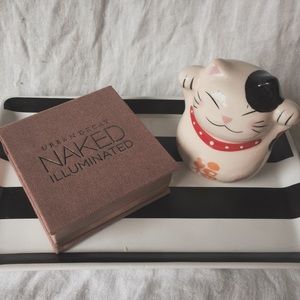 NAKED ILLUMINATED- AURA