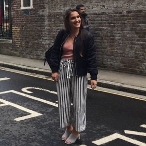 Meet your Posher, Hannah