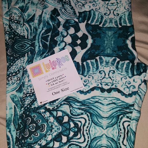 LulaRoe os mermaid print **Very HTF***