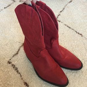 Red cowgirl boots