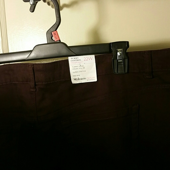 Style and co deep wine jeans - Picture 3 of 3