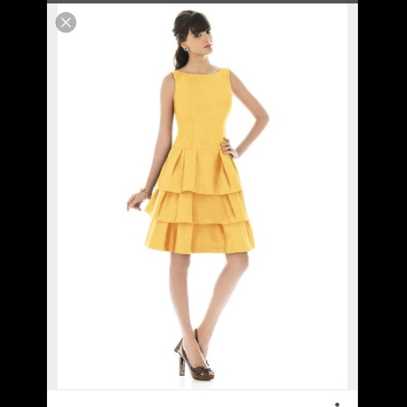 Emerald green Alfred Sung dress - Picture 4 of 4