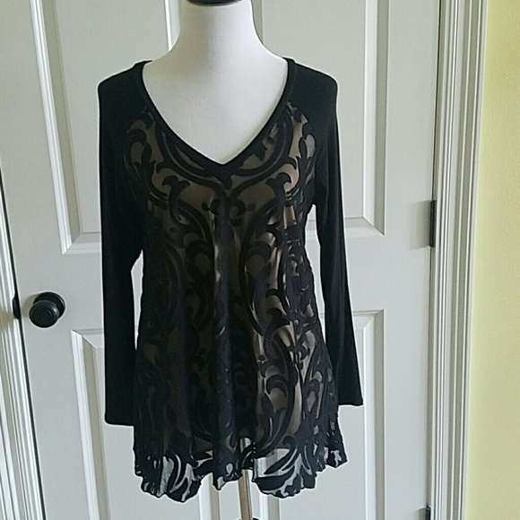 Kay Celine Black Longsleeved Tunic