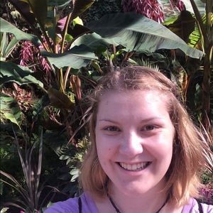 Meet your Posher, Leah