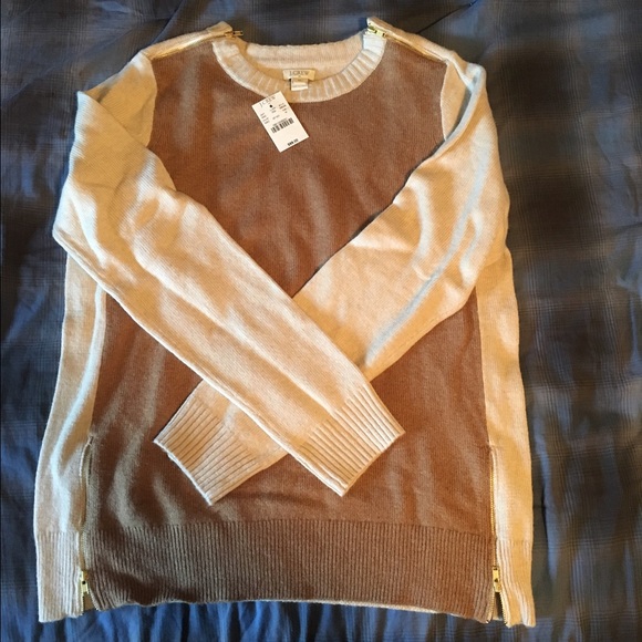 J. Crew Sweaters - JCrew tan colorblock zipper detail sweater NWT