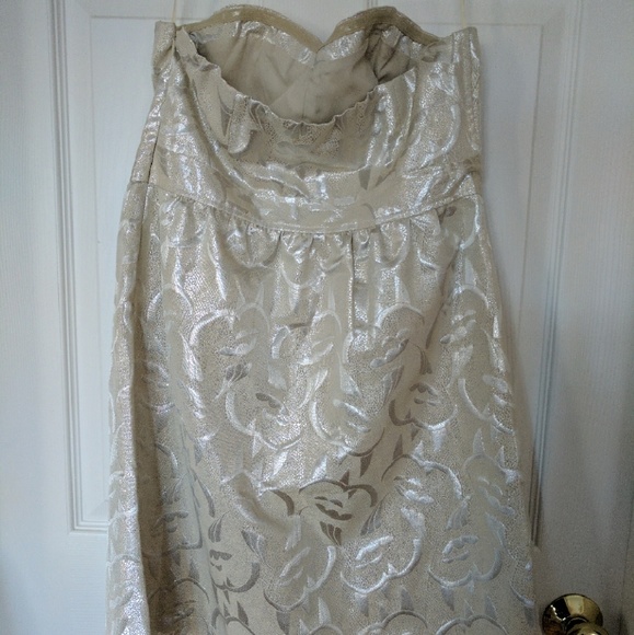 White and silver dress - Picture 3 of 4