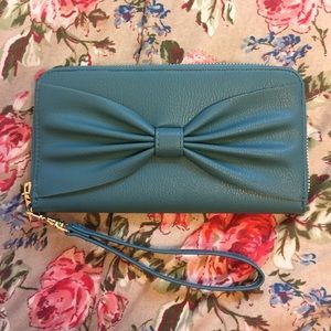 Teal Blue Bow Wristlet Wallet