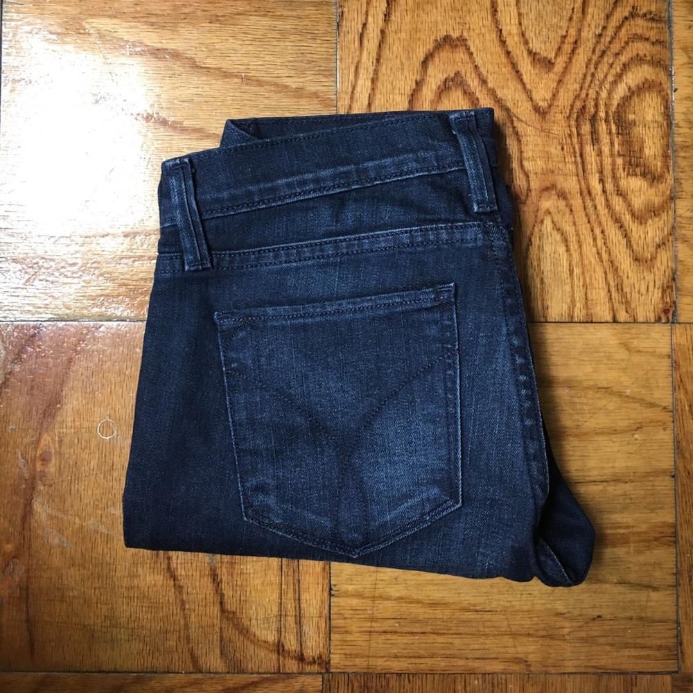 •SOLD•Calvin Klein Cropped skinny jeans size 26