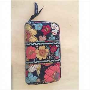 VB wallet in Happy Snails