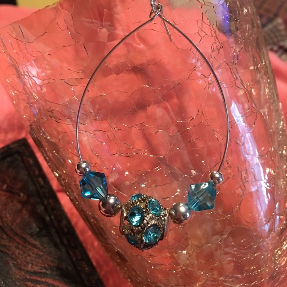 Gorgeous blue Swarovski sparkle dangle earrings