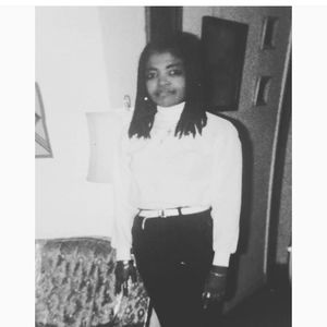 Meet your Posher, Shakira