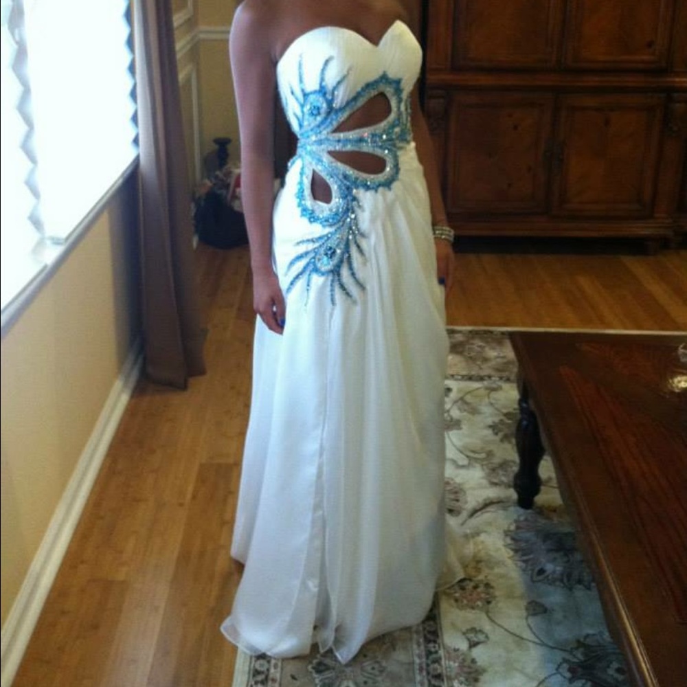Jovani Gown / Prom Dress