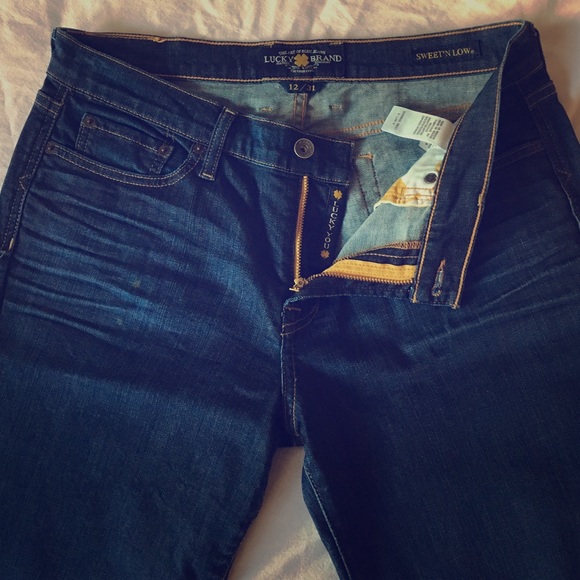 Lucky Brand Sweet n Low 12/31
