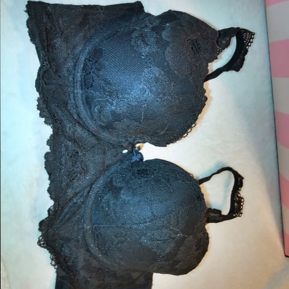 Victoria's Secret push up bra 34C Gently used - Picture 1 of 2