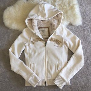 Abercrombie & Fitch Tops - Coming soon Abercrombie & Fitch Tops - Coming soon