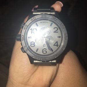 Nixon watch