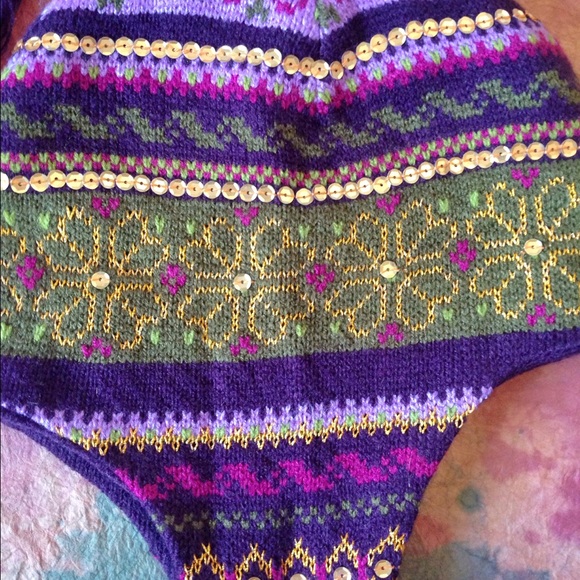 Old Navy Knit Winter Beanie with Sequins NWT - Picture 2 of 3