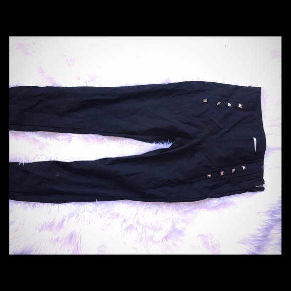 Highwasted. From Agaci. Worn on New Years. Size s