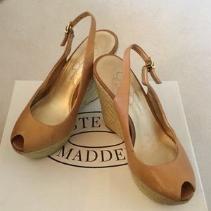 Size 5 Jessica Simpson wedges