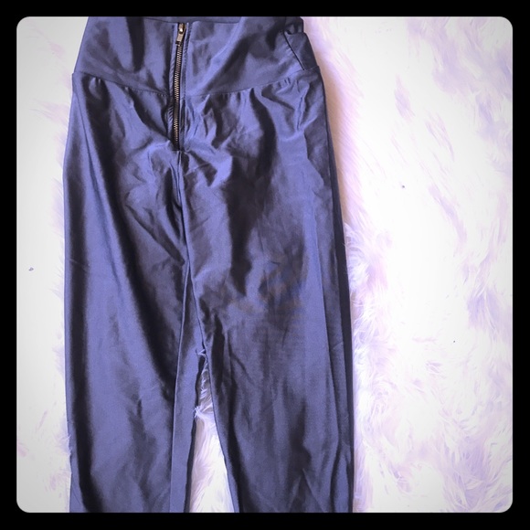 AKIRA Pants - AKIRA silver spandex-like highwasted