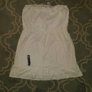 White strapless dress