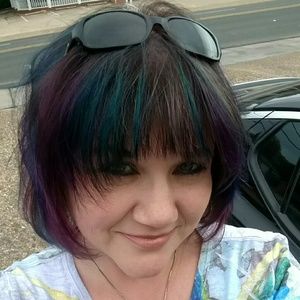 Meet your Posher, Kelly