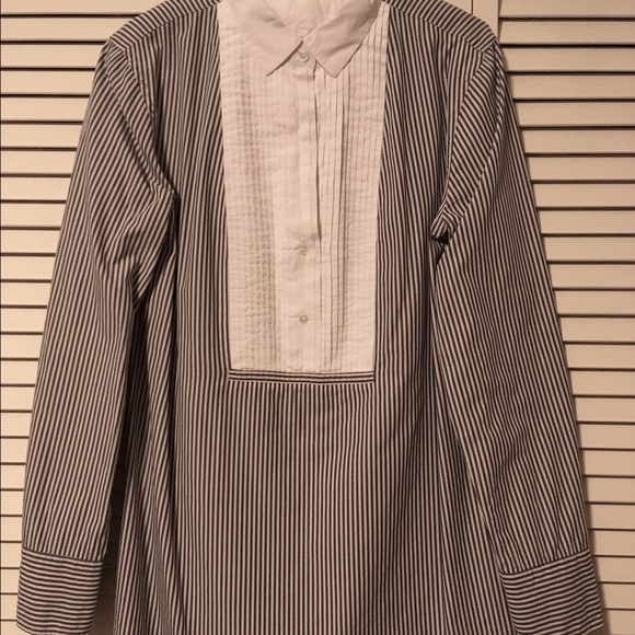 Women's tuxedo style shirt