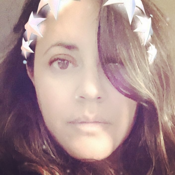 Meet your Posher, Leticia