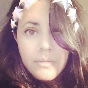 Meet your Posher, Leticia