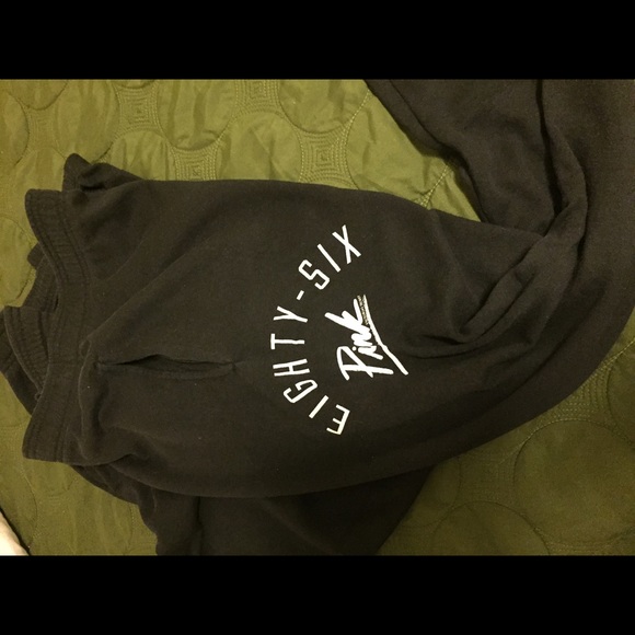 VS lounge pants