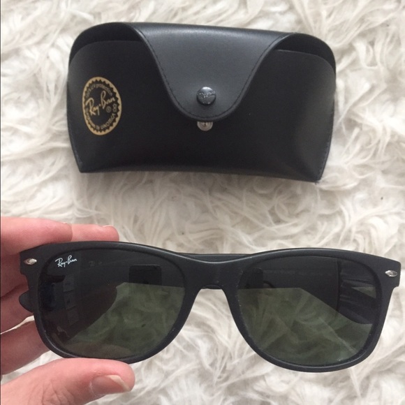RayBan Wayfarer Sunglasses