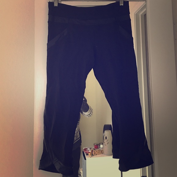 Lululemon cropped yoga pants. With mesh leg area!