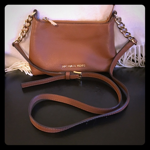 🖤Michael Korea cross body🖤