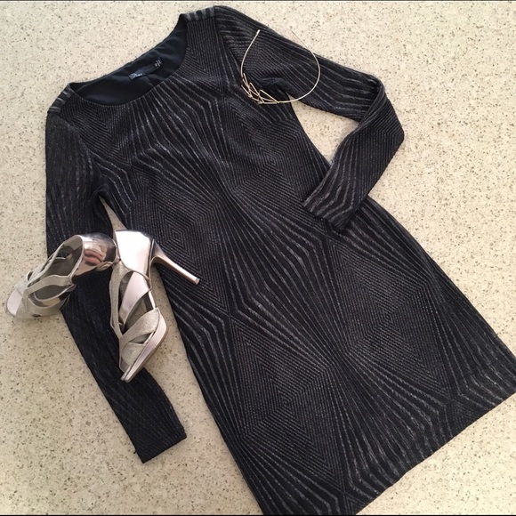 Metallic glam geometric stretchy sweater dress!