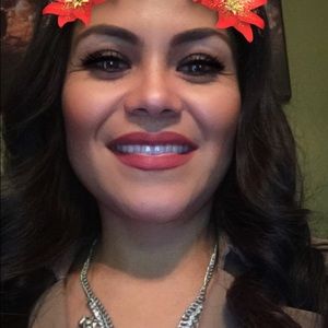 Meet your Posher, Karla