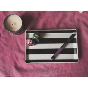 KAT VON D EVERLASTING LIQUID LIPSTICK IN AYESHA