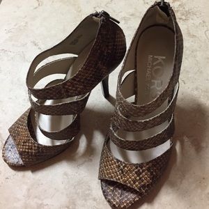 KORS Michael Kors Snakeskin Printed Heels