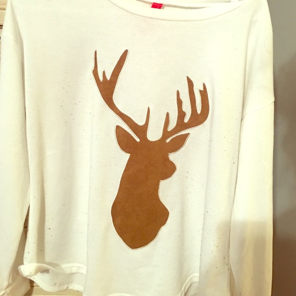 Deer sweatshirt