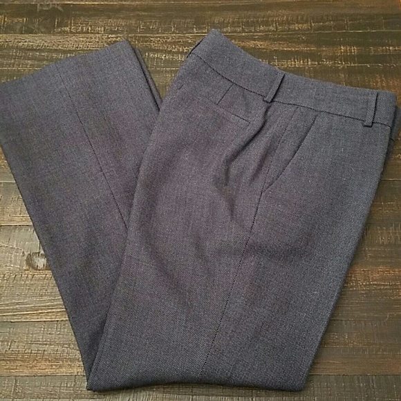 Banana Republic Martin fit pants, size 4 short