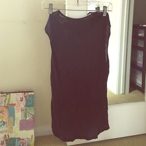 Lululemon athletic top with sheer v neck.