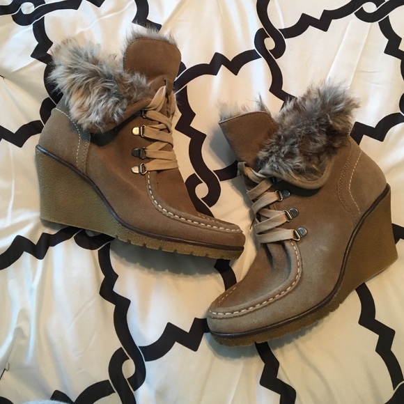 Fur edged tan wedge booties shoes
