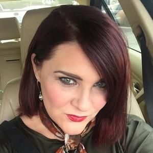 Meet your Posher, Ami