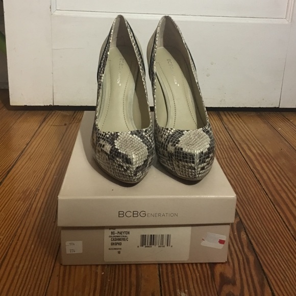 BCBG Paeyton heels