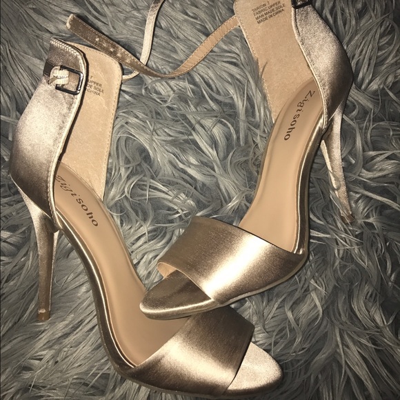Champagne Heels perfect for wedding
