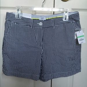 NWT Crown and Ivy navy seersucker shorts. Size 8