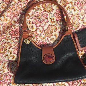 Dooney and Bourke Bag. Excellent condition