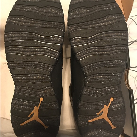 Nike Air Jordan Retro 10 NYC Edition Size 6.5y - Picture 4 of 6